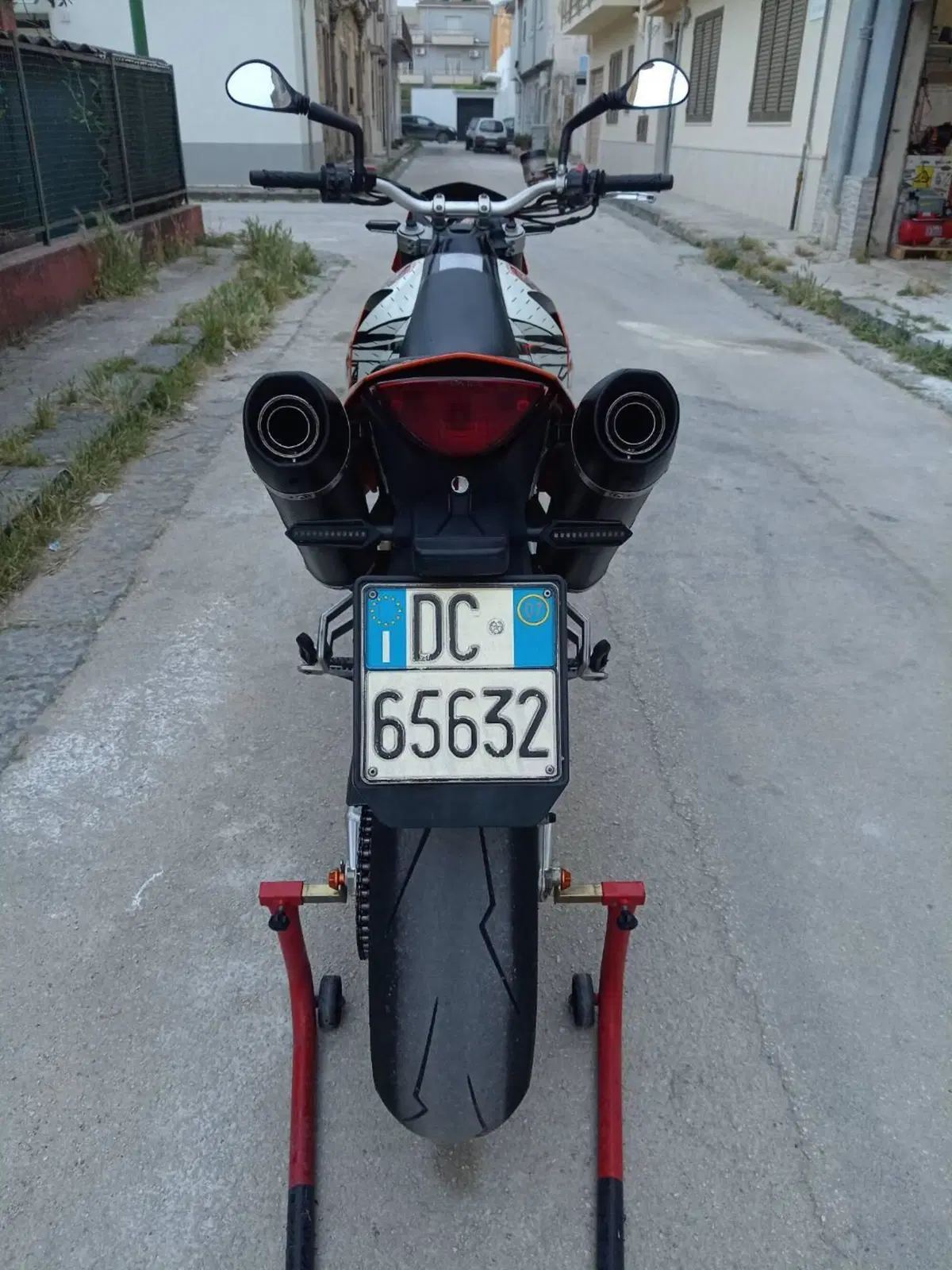 KTM 950 Supermoto (2006 - 08) (6)