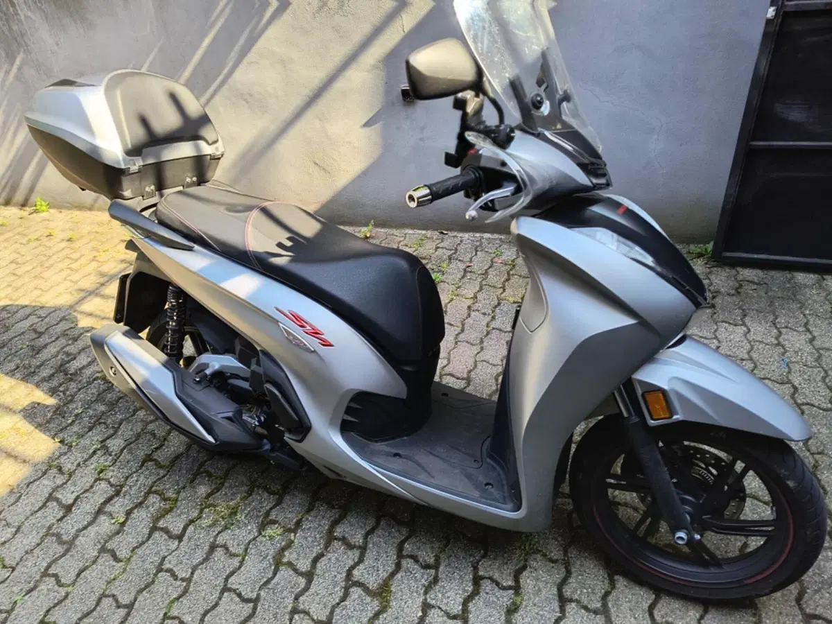 Honda SH 350 (2021 - 24) (5)