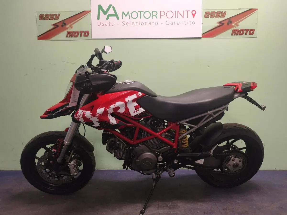 Ducati Hypermotard 796 (2012) (4)