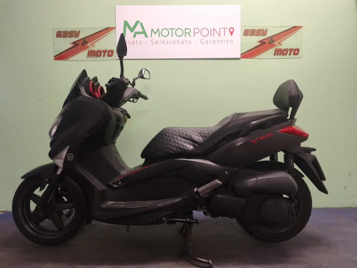 Yamaha X-Max 250 (2010 - 13) (4)