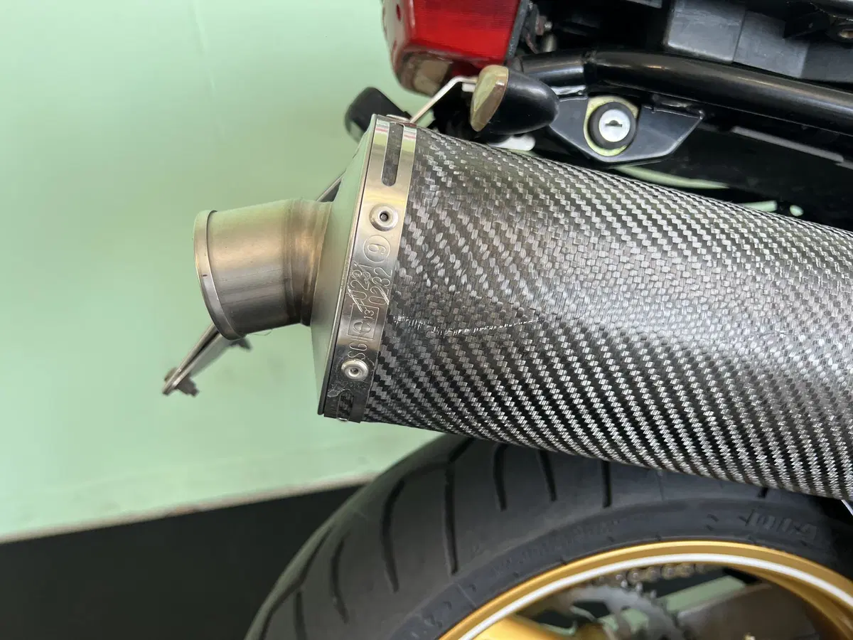 Ducati Monster 600 Dark (1998 - 01) (13)