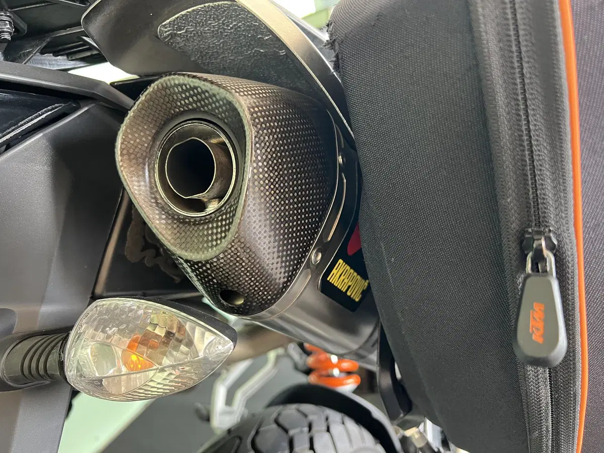 KTM 990 Supermoto T ABS (2011 - 13) (13)