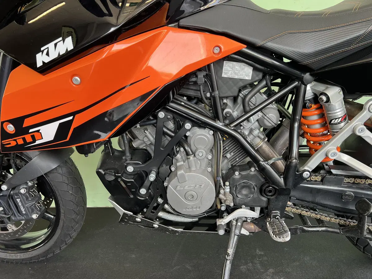 KTM 990 Supermoto T ABS (2011 - 13) (16)