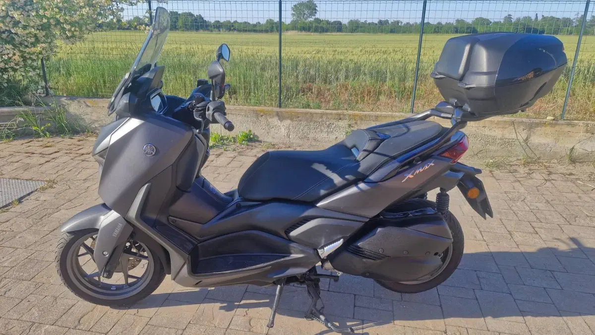 Yamaha X-Max 300 (2021 - 24)