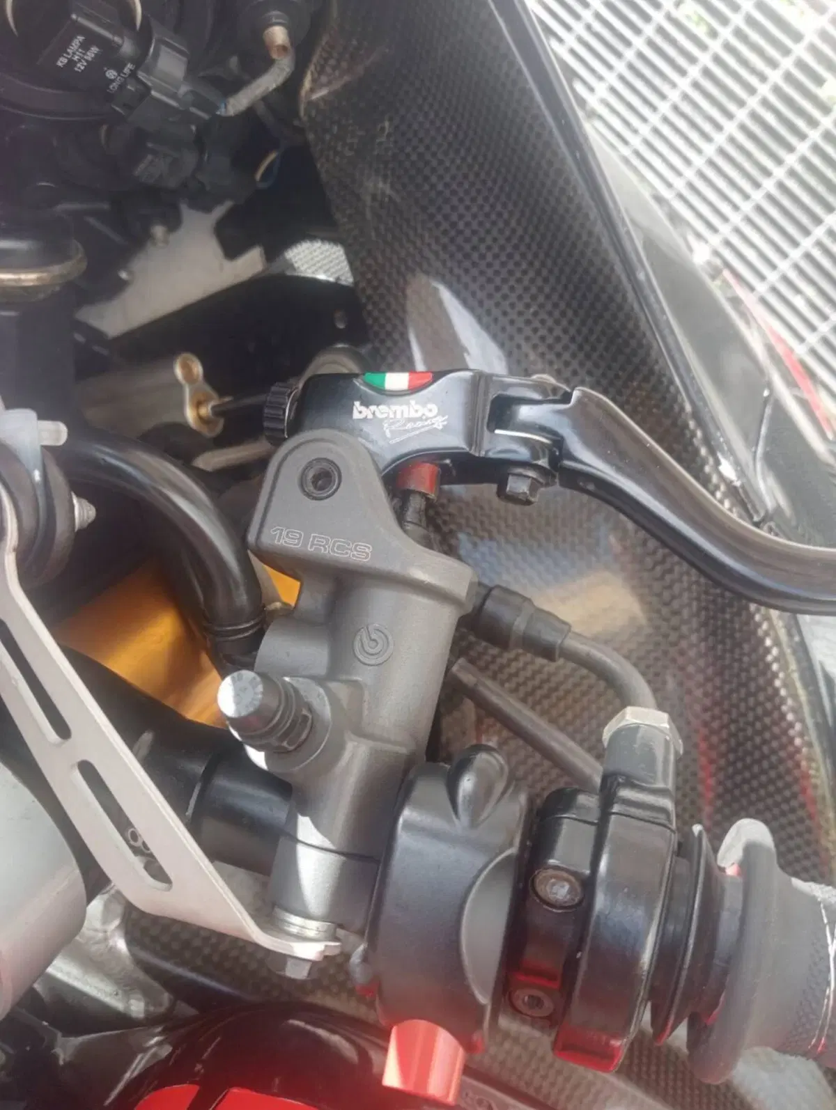 Aprilia RSV 1000 R (2004 - 05) (7)