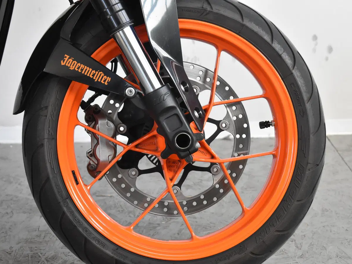 KTM 690 Duke (2016 - 19) (11)