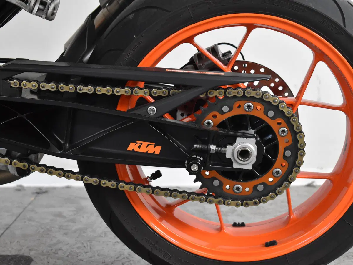 KTM 690 Duke (2016 - 19) (15)