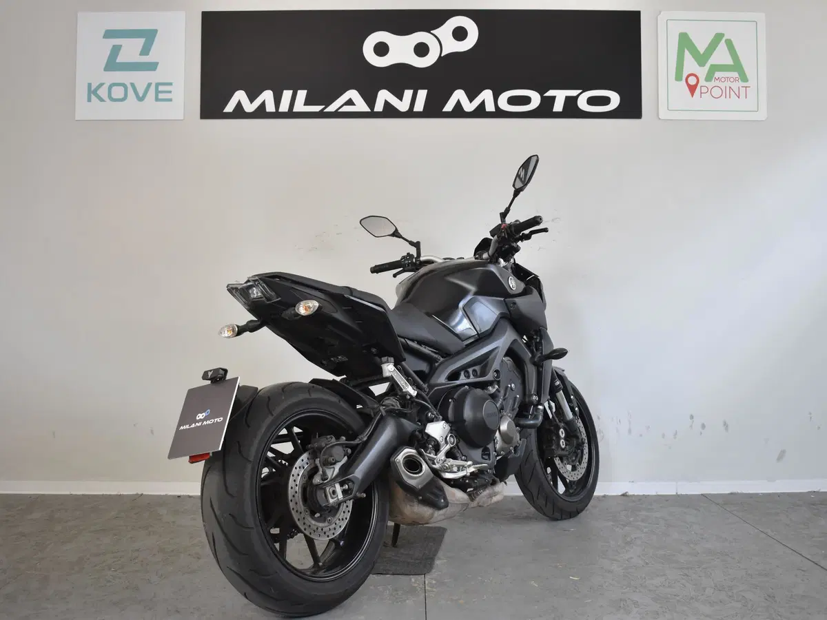 Yamaha MT-09 (2017 - 20) (6)