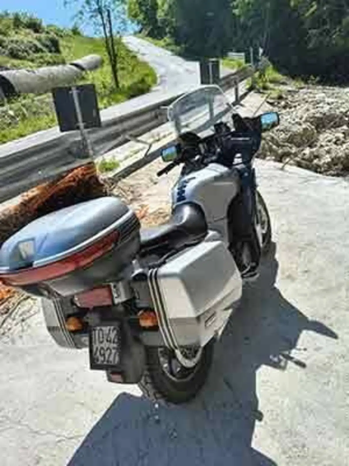 Kawasaki GTR 1000 (6)