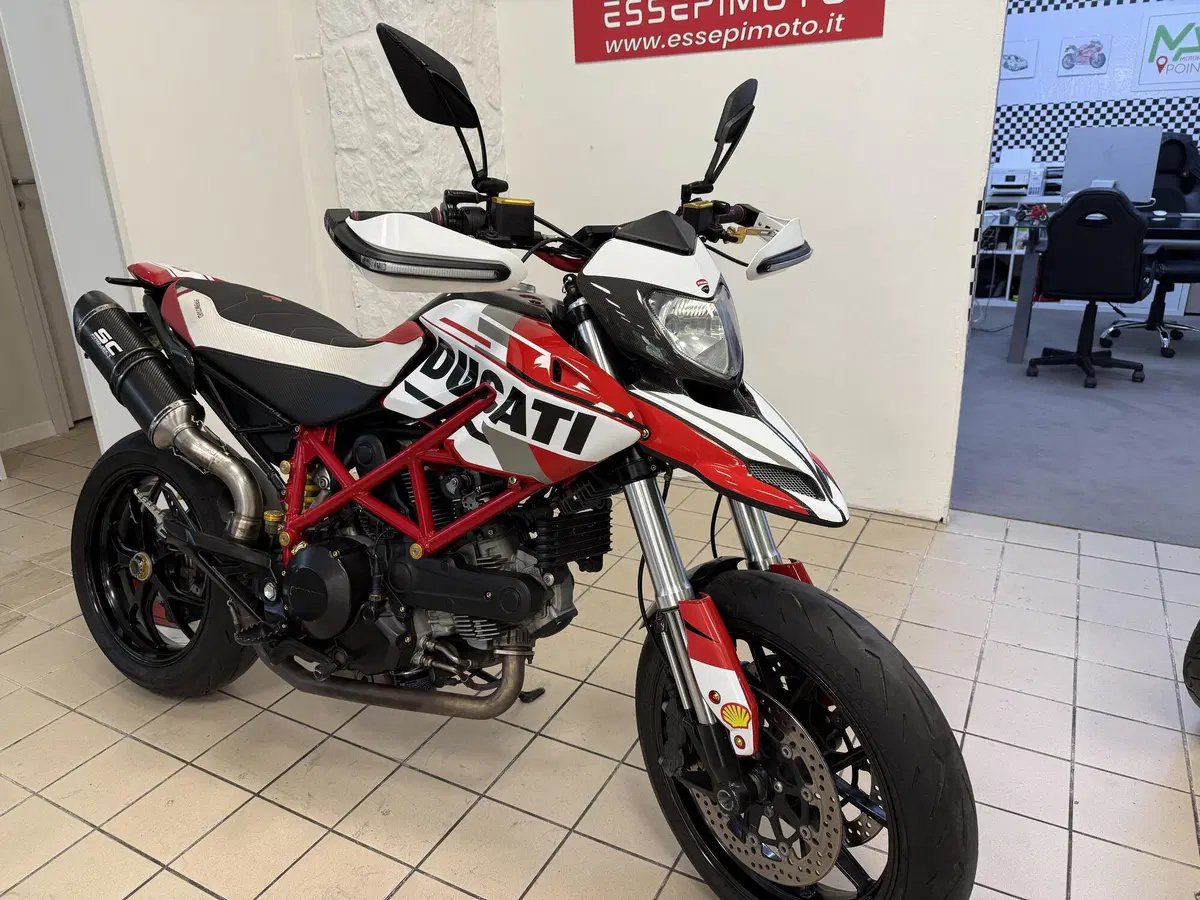 Ducati Hypermotard 796 (2012) (3)