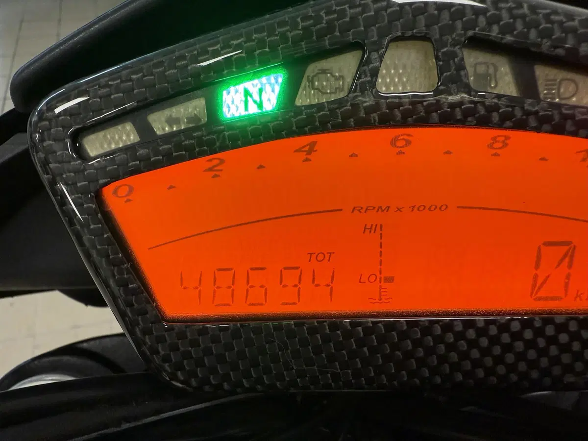 Ducati Hypermotard 796 (2012) (8)