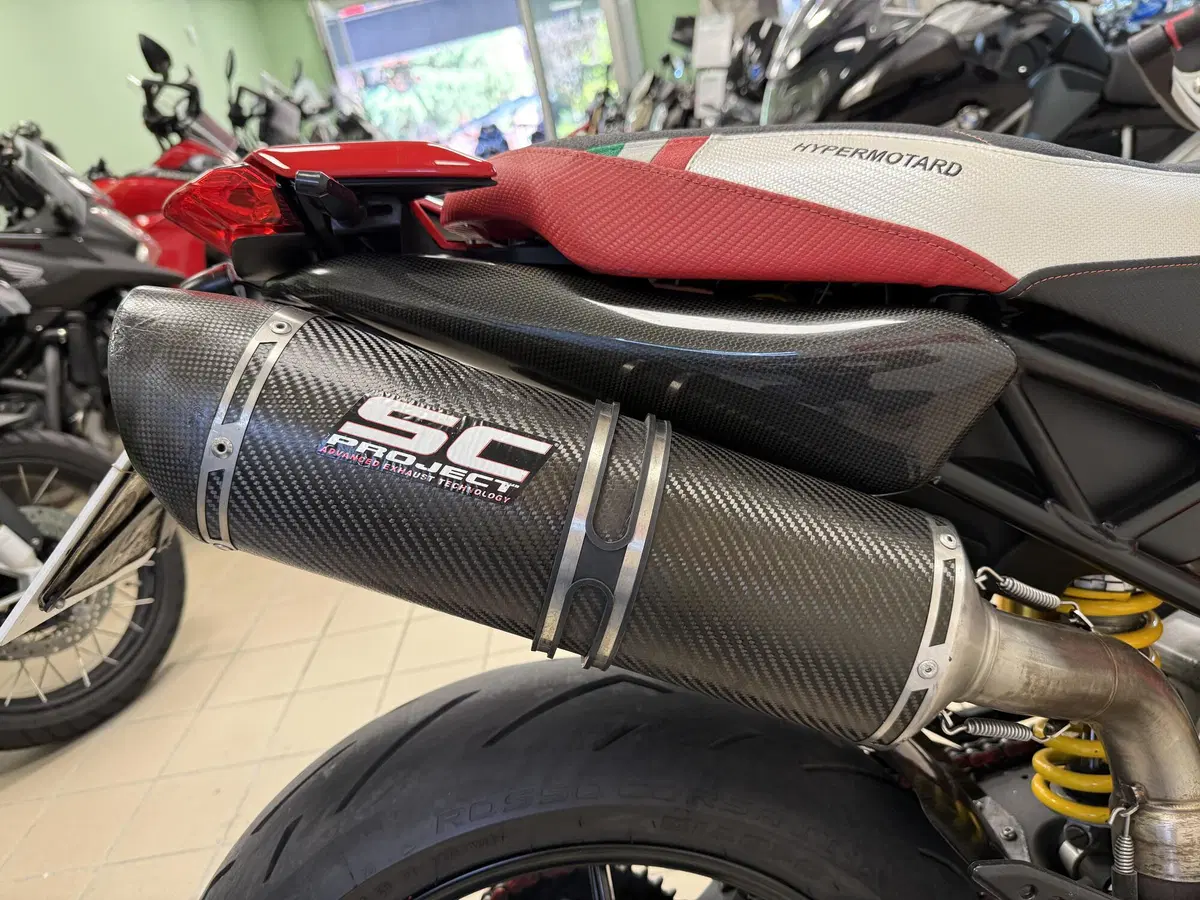 Ducati Hypermotard 796 (2012) (15)