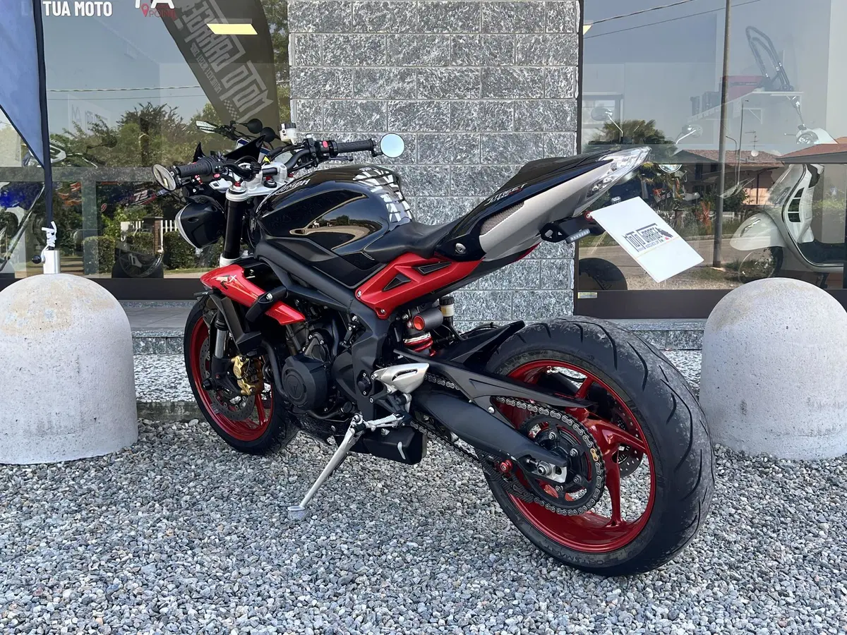 Triumph Street Triple RX ABS (2016 - 17) (5)