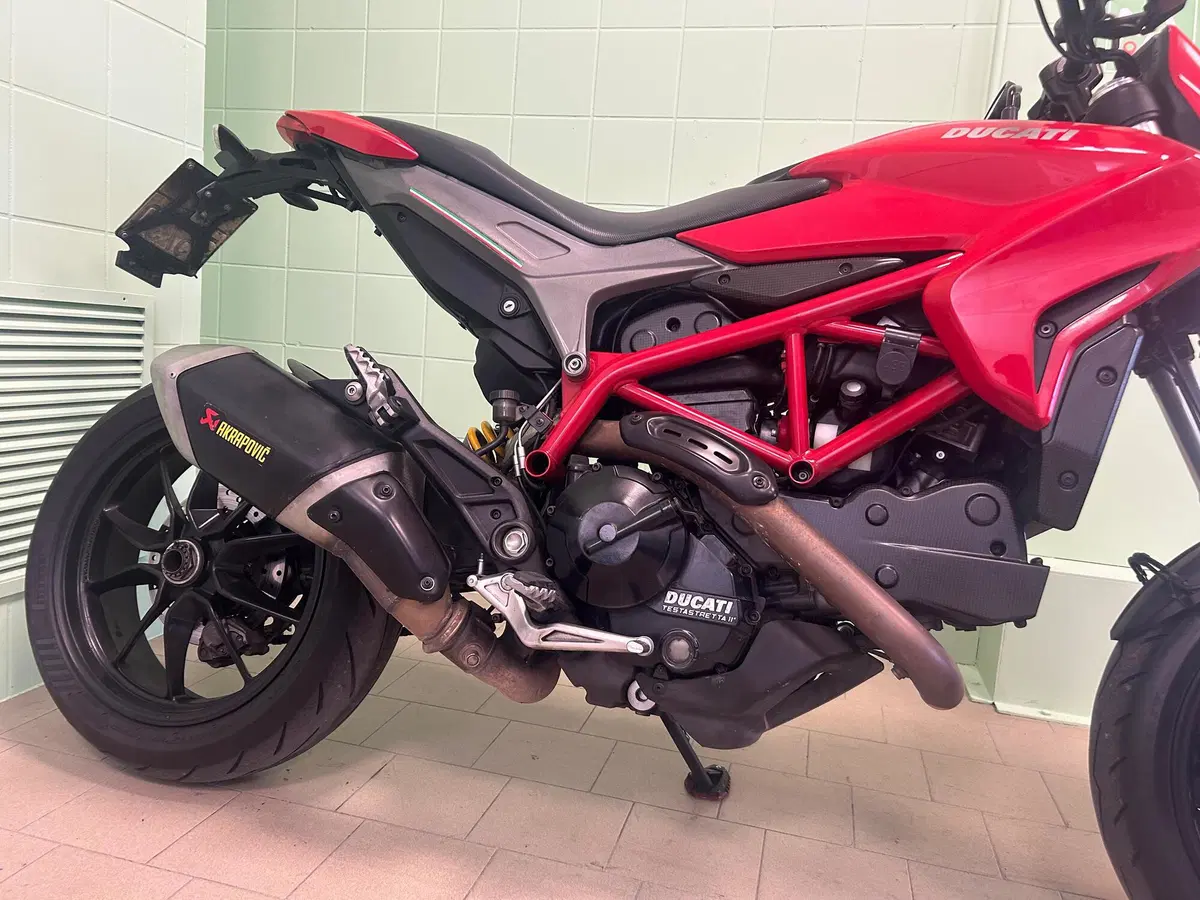 Ducati Hypermotard 821 (2013 - 15) (6)