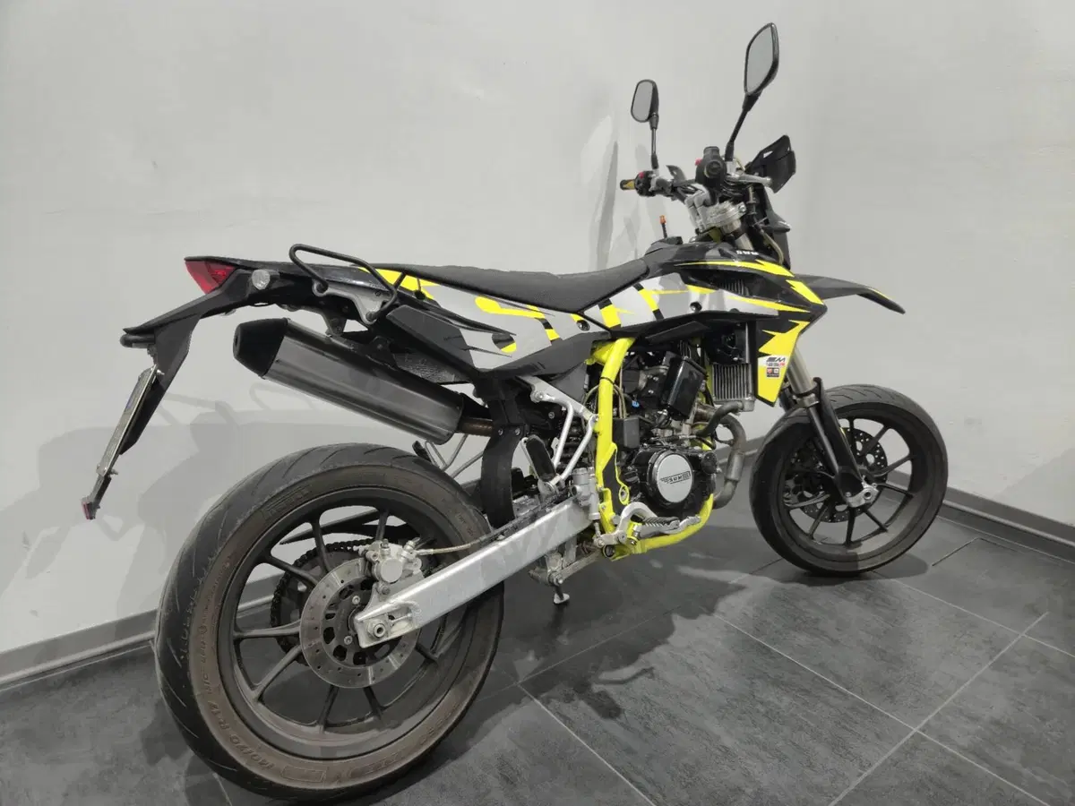 Swm SM 125 R (2017 - 20) (2)