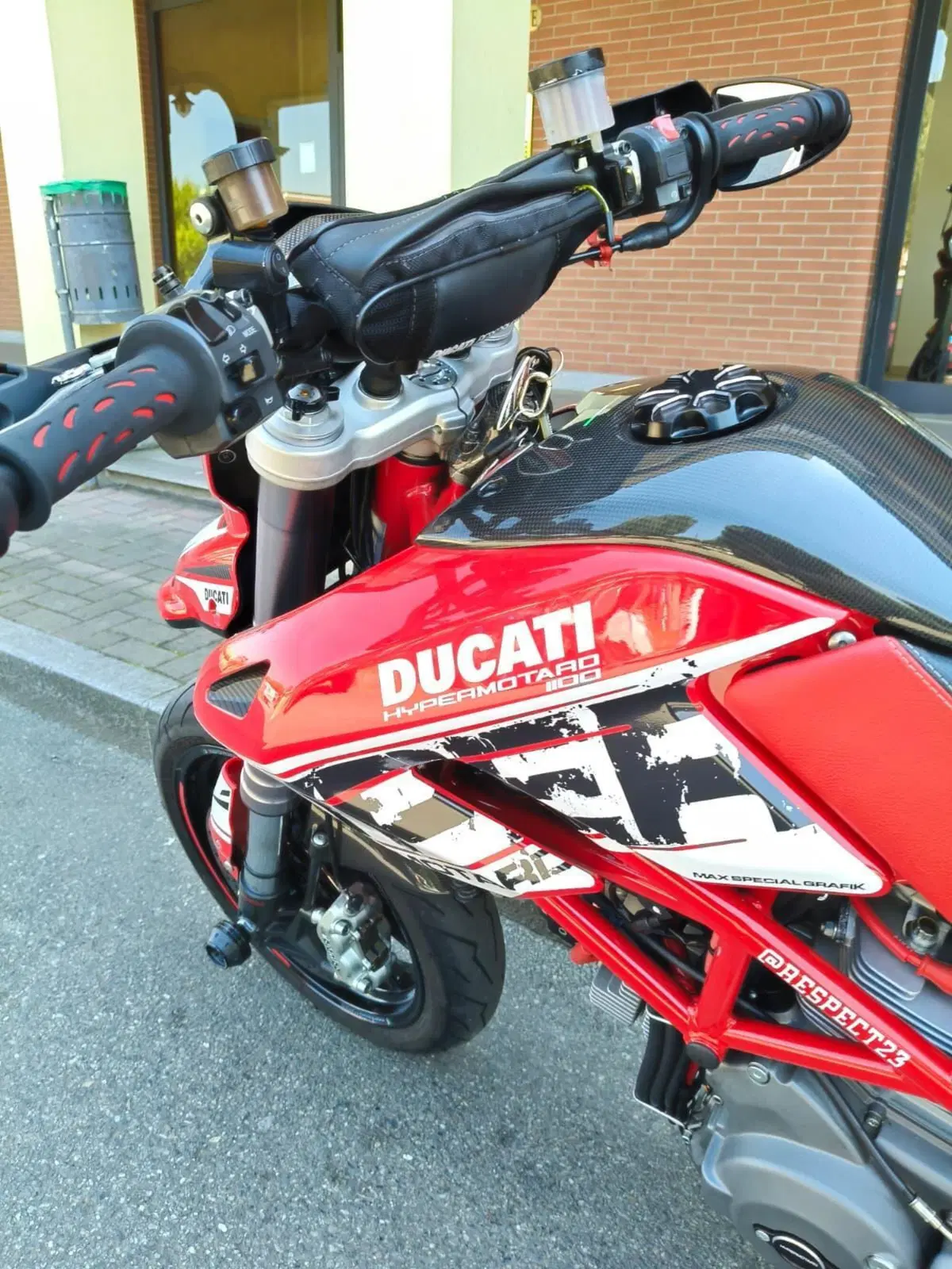 Ducati Hypermotard 1100 S (2007 - 09) (5)