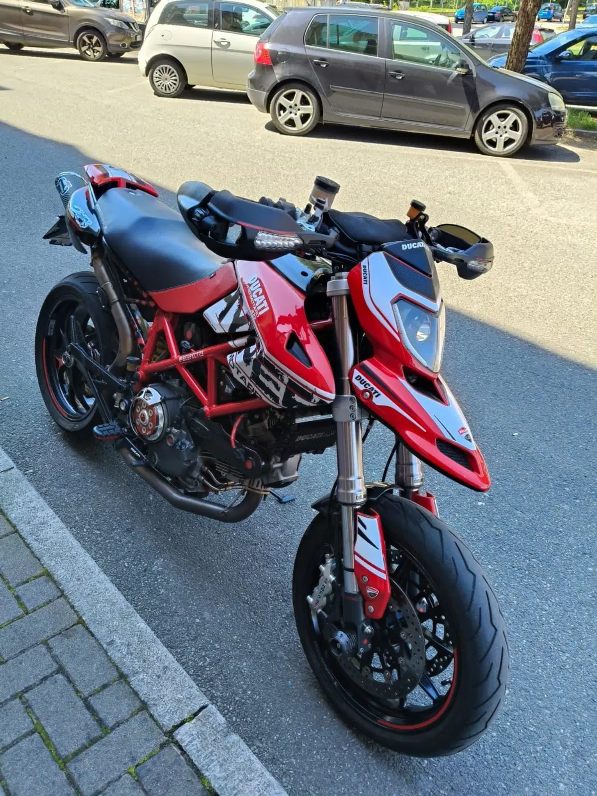 Ducati Hypermotard 1100 S (2007 - 09) (8)
