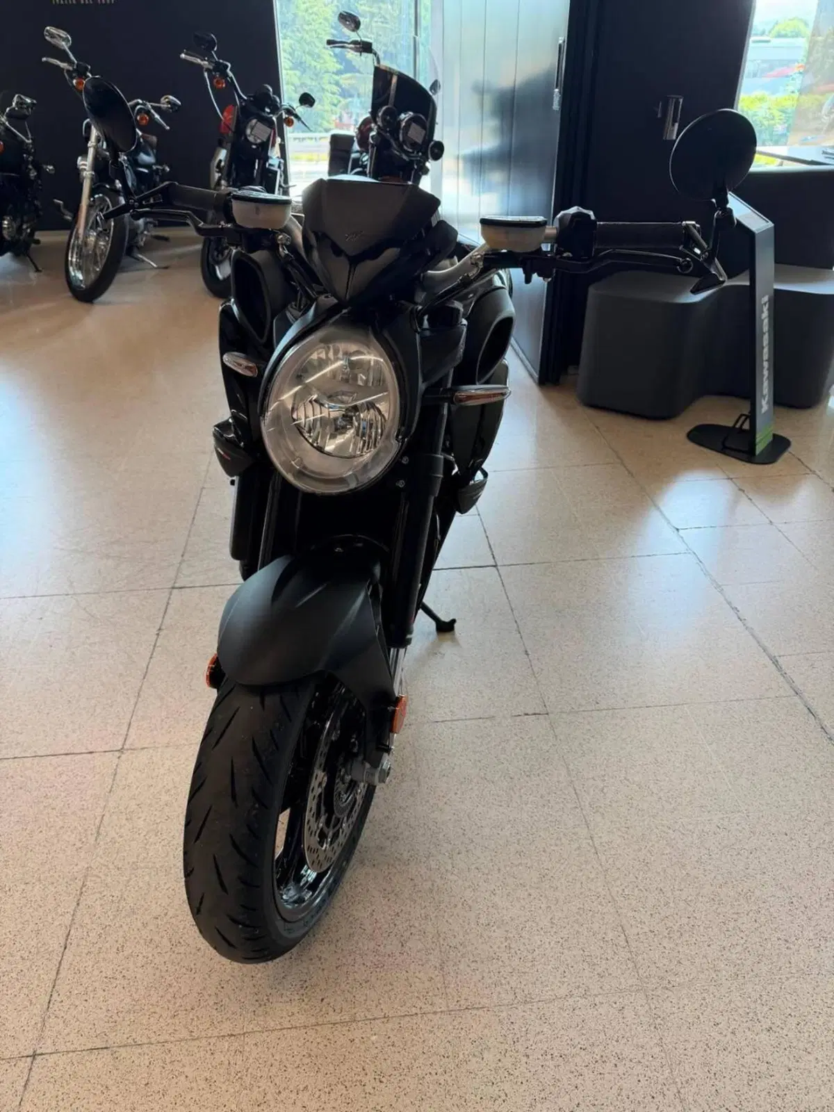 MV Agusta Brutale 800 R (2023 - 25) (3)