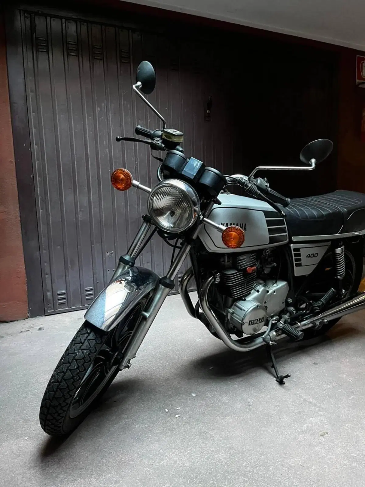 Yamaha XS 400 (5)