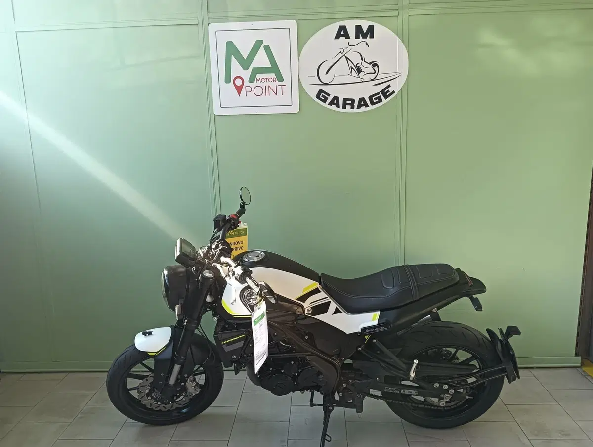 Benelli Leoncino 250 (2021 - 25)