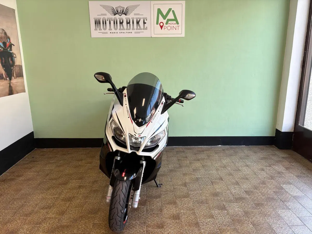 Aprilia SRV 850 (2011 - 16) (2)
