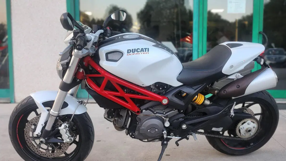 Ducati Monster 796 (2010 - 13) (3)