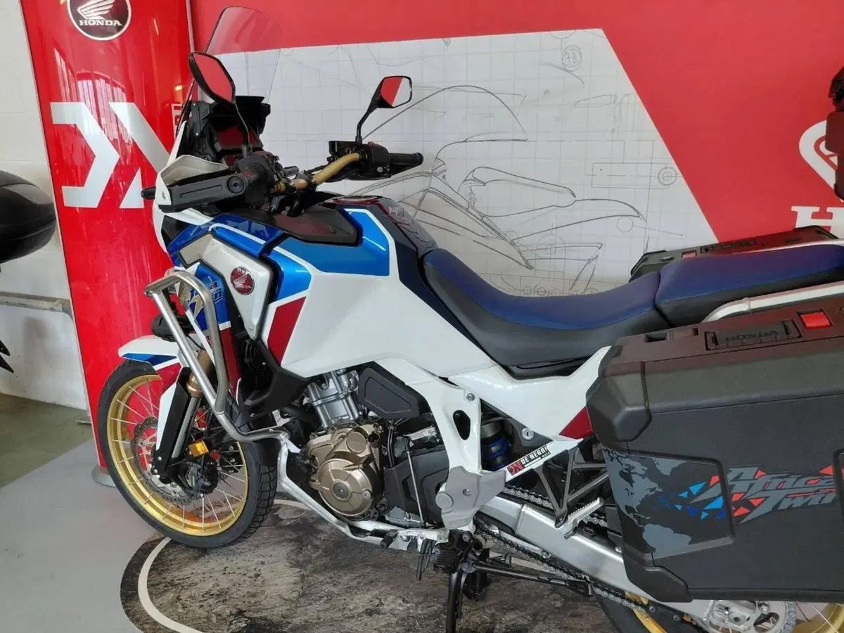 Honda Africa Twin CRF 1100L Adventure Sports Travel Edition (2020 - 21) (2)