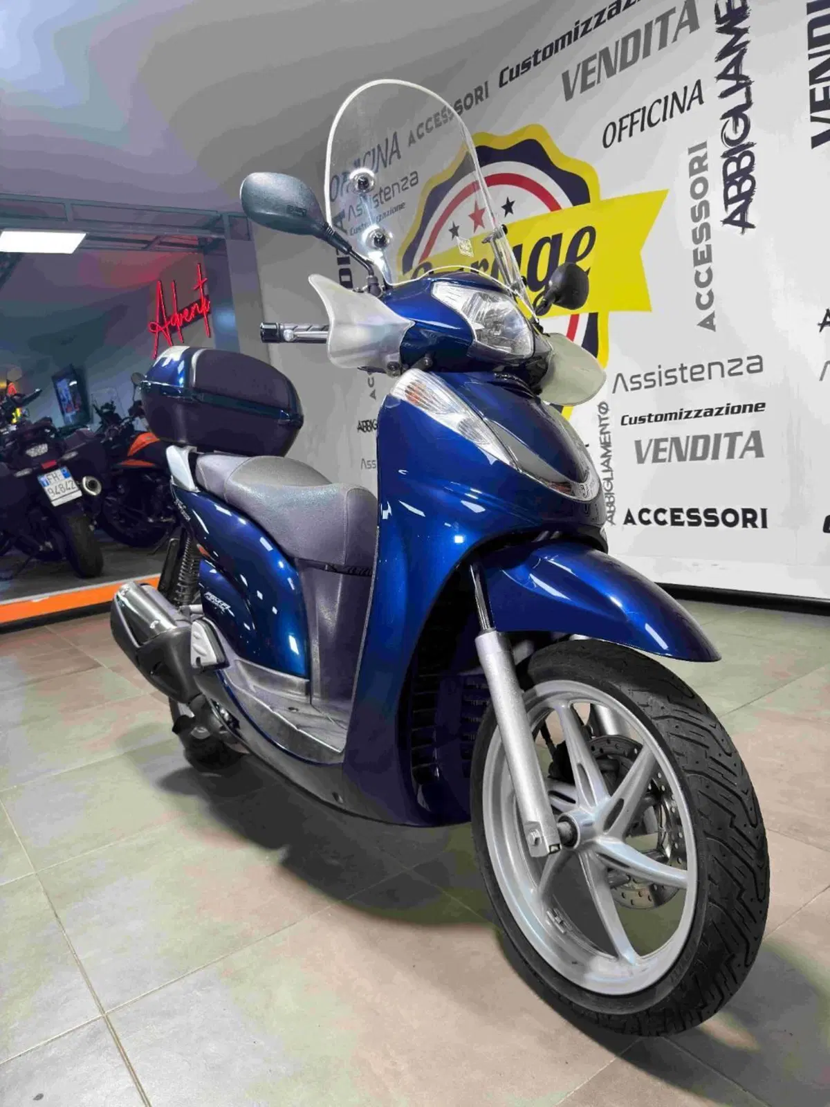 Honda SH 300 i (2006 - 10) (2)