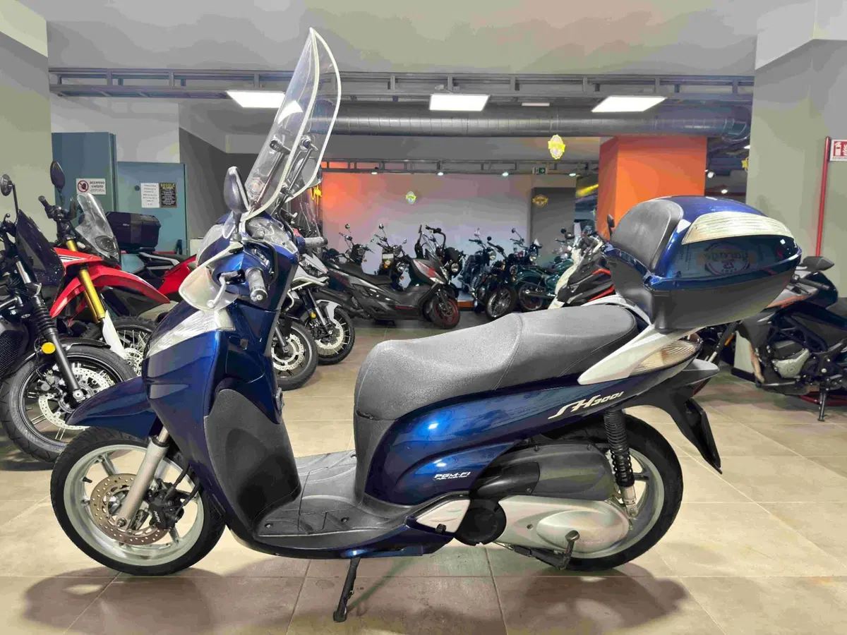 Honda SH 300 i (2006 - 10) (4)