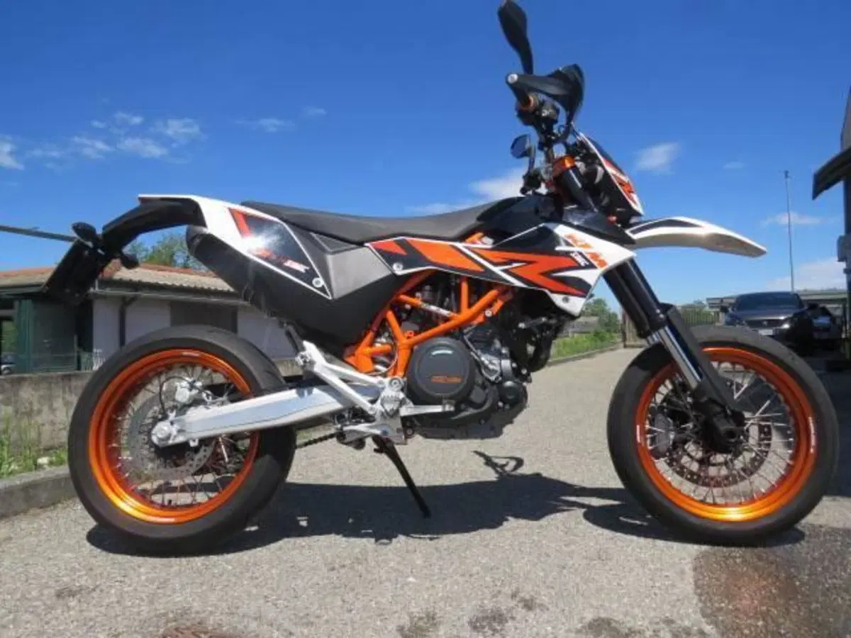 KTM 690 SMC R (2012 -17) (2)