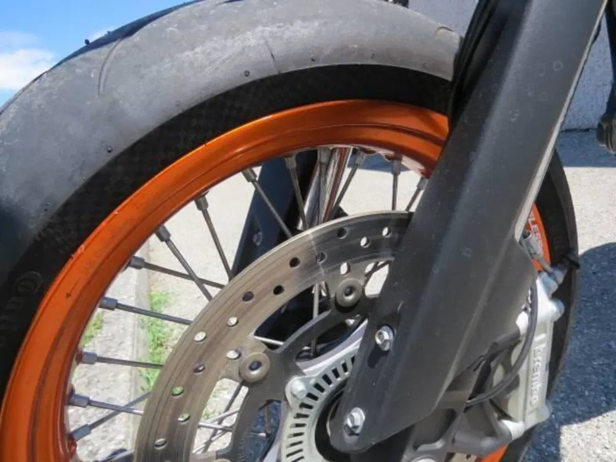 KTM 690 SMC R (2012 -17) (13)