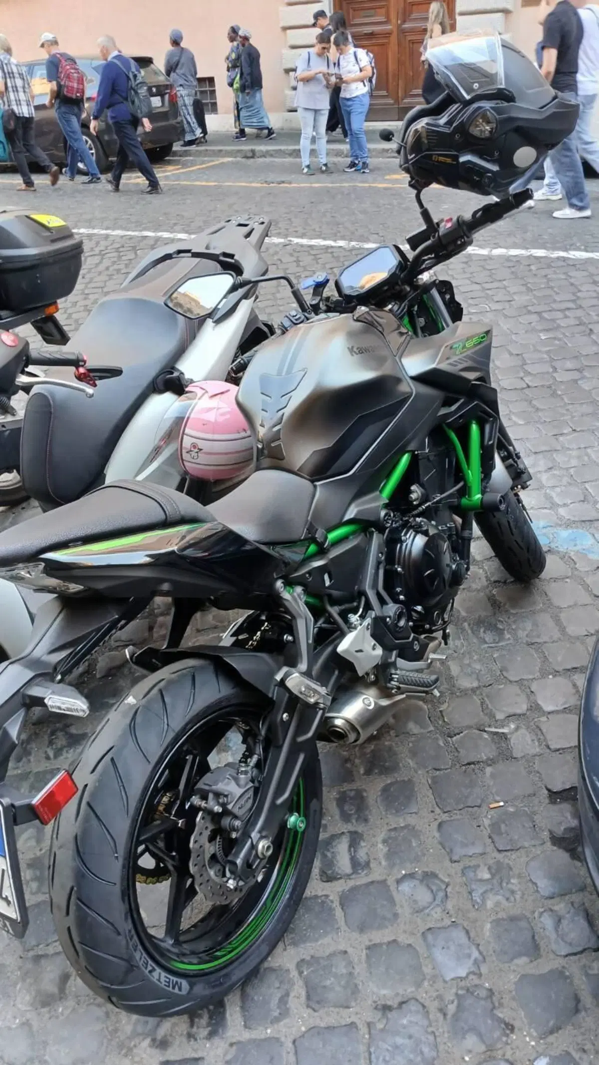 Kawasaki Z 650 (2021 - 24) (4)