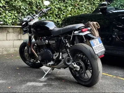 Triumph Speed Twin 1200 (2021 - 24) usata