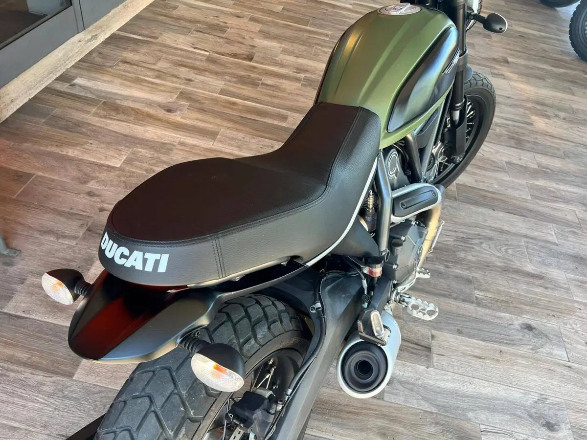 Ducati Scrambler 800 Classic (2015 - 16) (7)