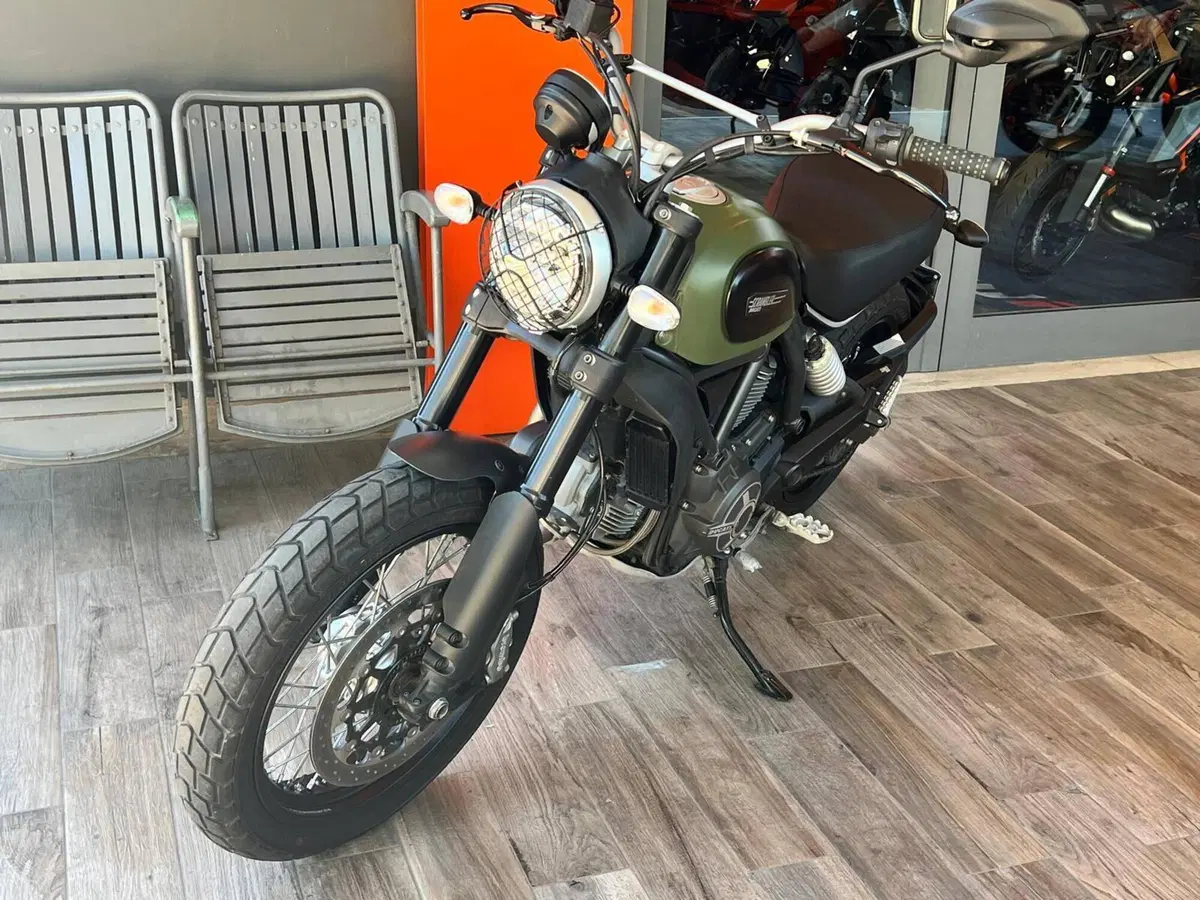 Ducati Scrambler 800 Classic (2015 - 16) (12)