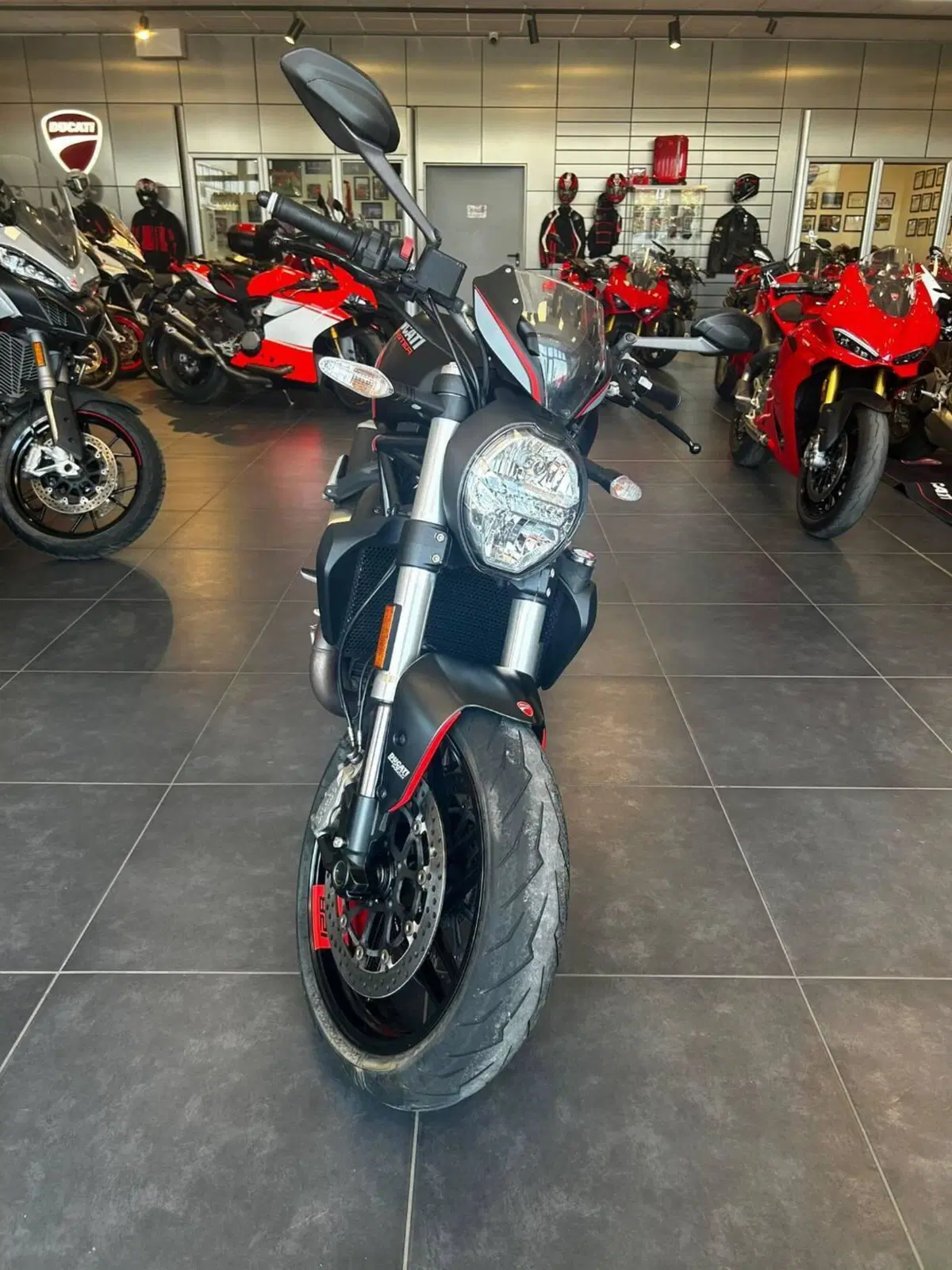 Ducati Monster 821 Stealth (2019 - 20) (11)