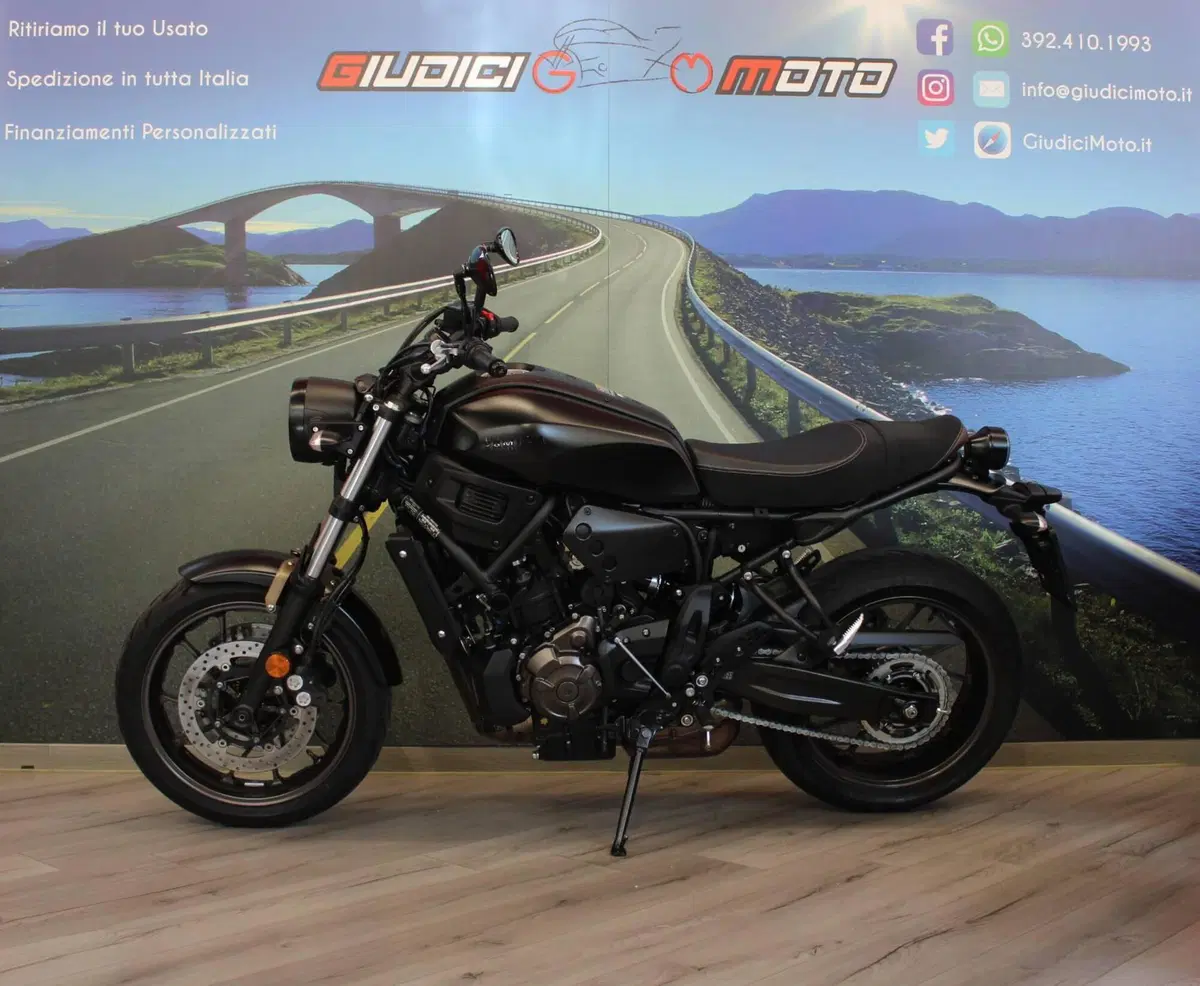 Yamaha XSR 700 (2021) (3)