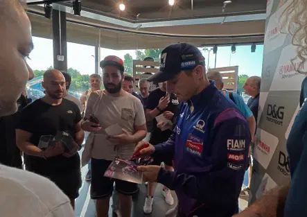 Miller ospite a Modena da D&G Motorsport: una giornata speciale tra incontri coi fan e MotoGP