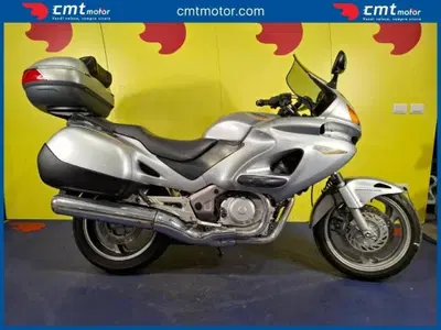 Honda Deauville 650 (2002 - 05) usata