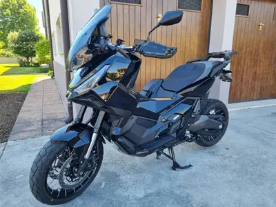 Honda X-ADV 750 (2025 - 26) usata