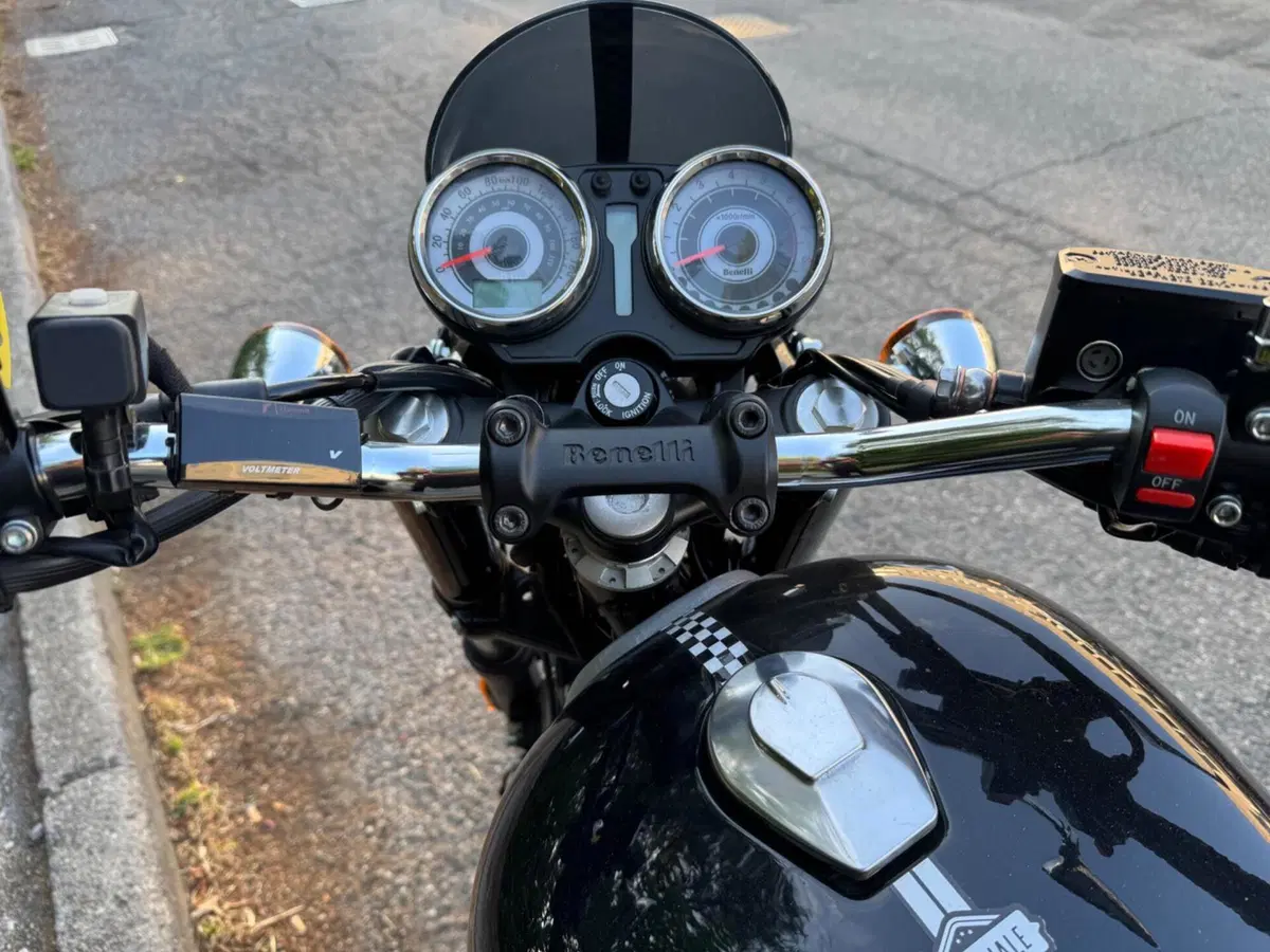 Benelli Imperiale 400 (2021 - 25) (5)