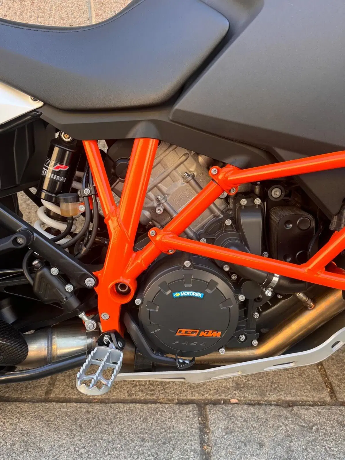 KTM 1090 Adventure R (2017 - 19) (12)