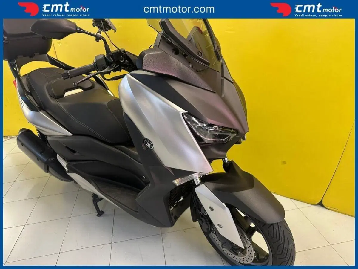 Yamaha X-Max 300 ABS (2017 - 20) (11)