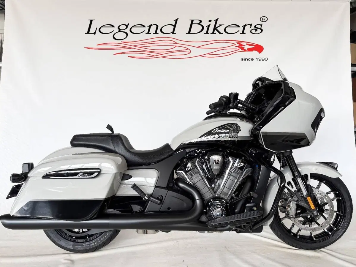 Indian Challenger 1834 Powerplus Dark Horse (2025 - 26)