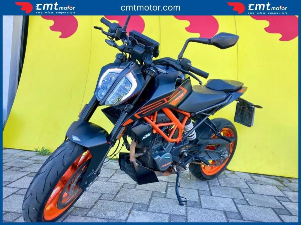 KTM 125 Duke (2021 - 23) (2)