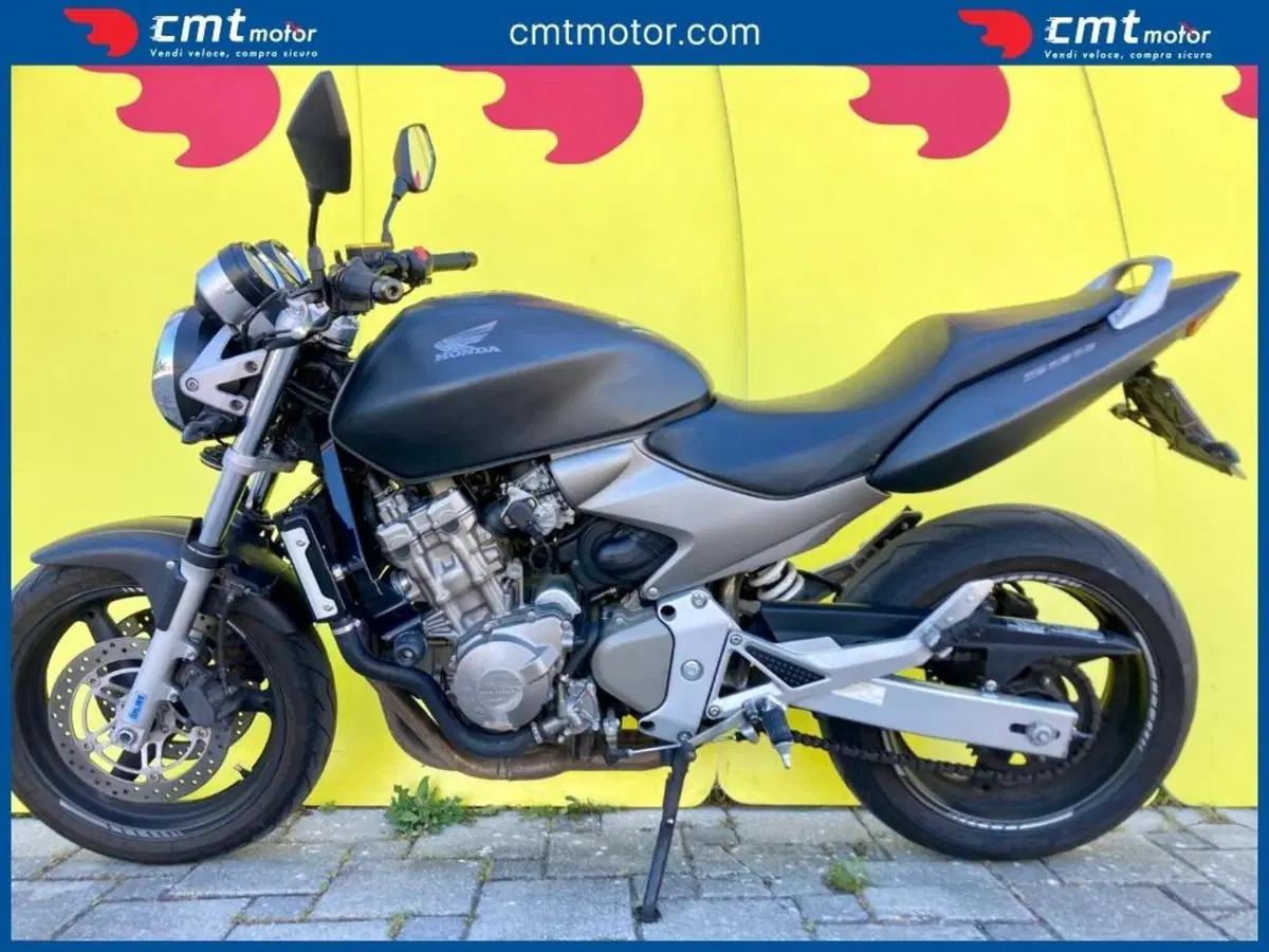Honda Hornet 600 (2005 - 06) (3)