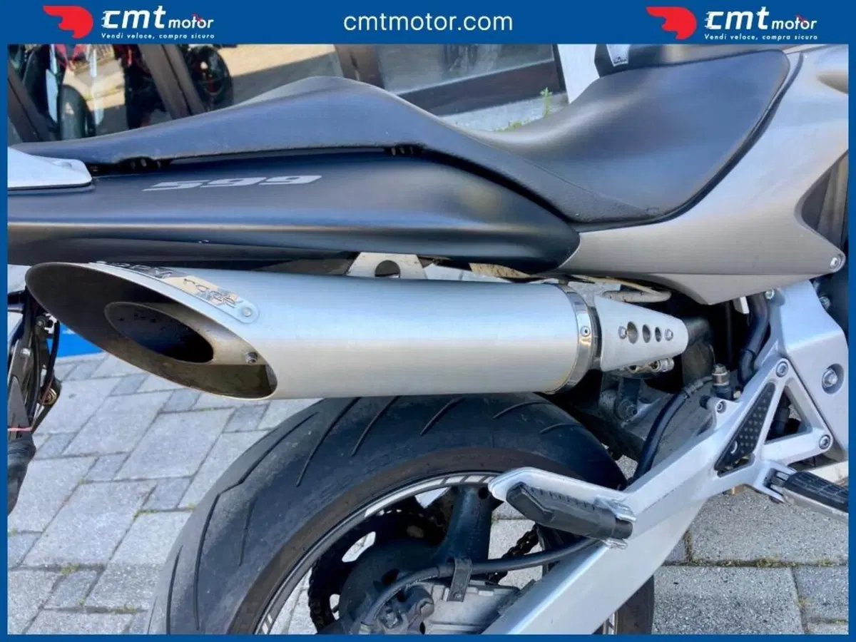 Honda Hornet 600 (2005 - 06) (8)