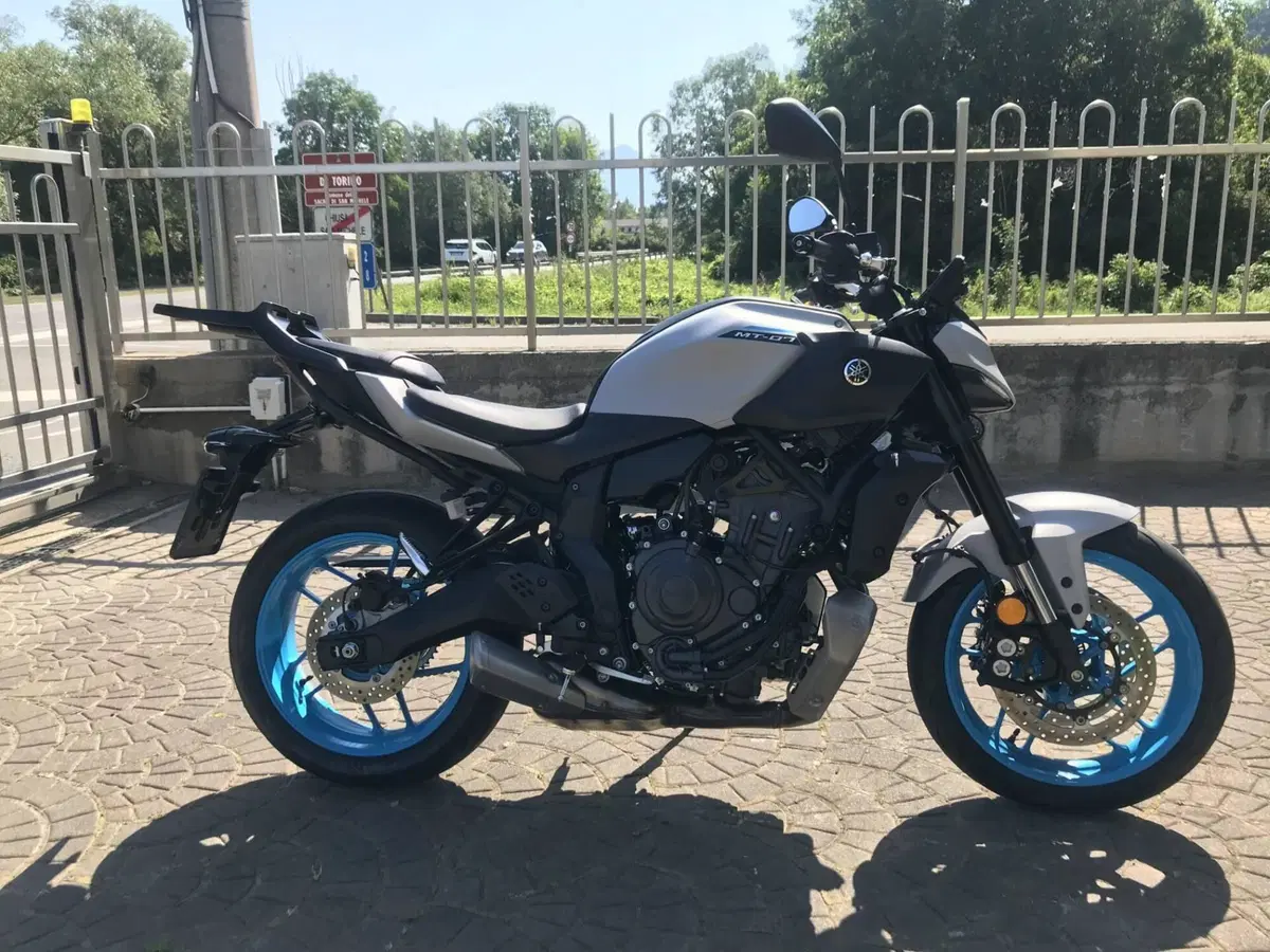 Yamaha MT-07 Pure (2023 - 25) (2)
