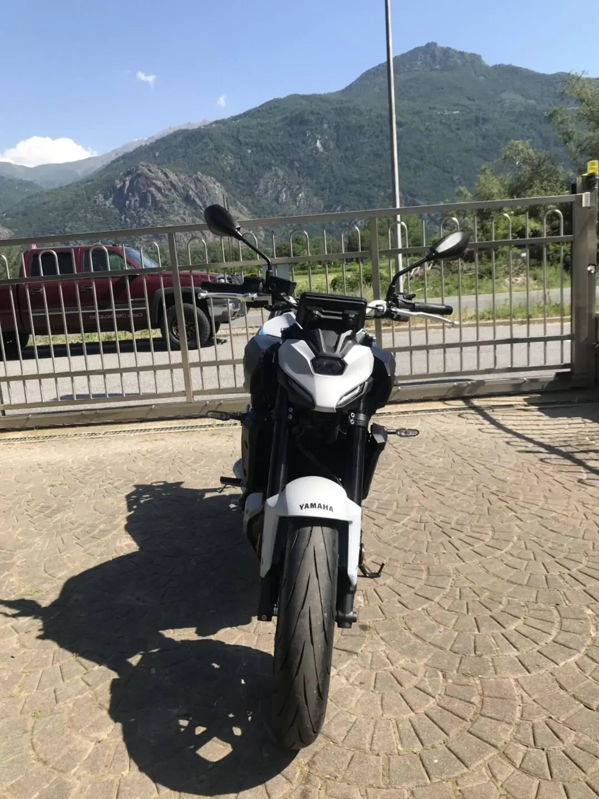 Yamaha MT-07 Pure (2023 - 25) (4)