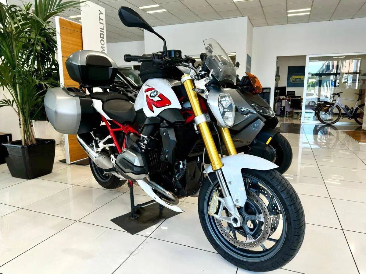 Bmw R 1200 R (2015 - 16) (2)